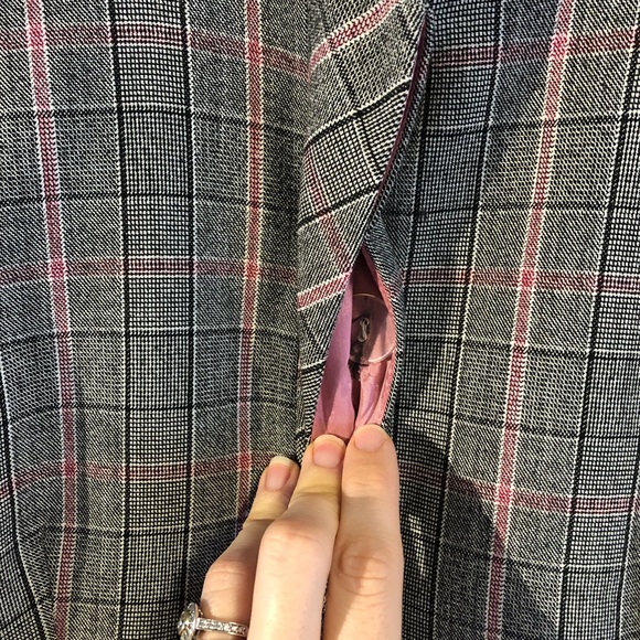 Vintage Gray and Pink Power Blazer - Picture 5 of 8